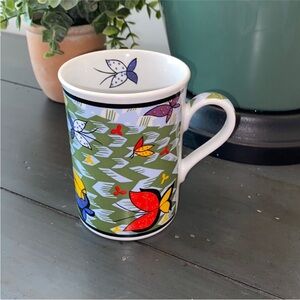 Vintage Coffee Mug Graphic Butterfly Design 70’s 80’s 90’s